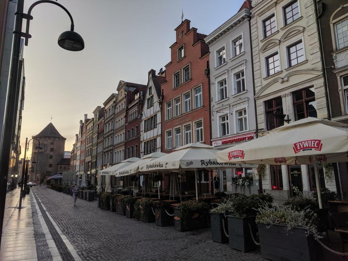 3-Rooms Apartment With Balcony By The Oldtown Gdańsk Exterior foto