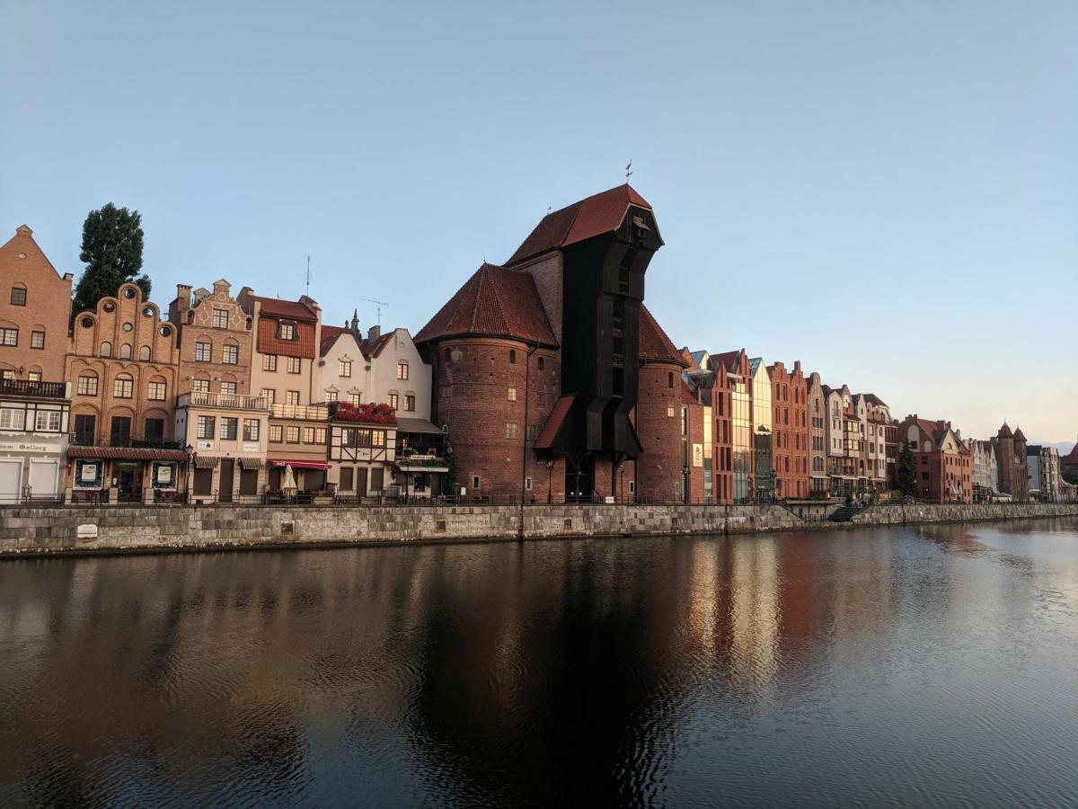 3-Rooms Apartment With Balcony By The Oldtown Gdańsk Exterior foto