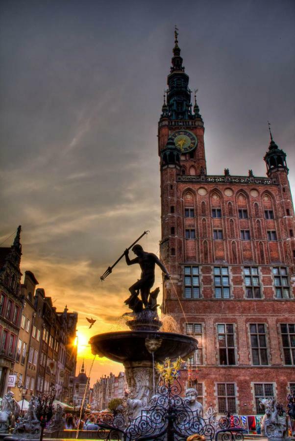 3-Rooms Apartment With Balcony By The Oldtown Gdańsk Exterior foto